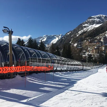 アパート Station Les Deux Alpes, Le Refuge Du Diable, Front De Neige, 4/6 Personnes レ・デュー・アルプ